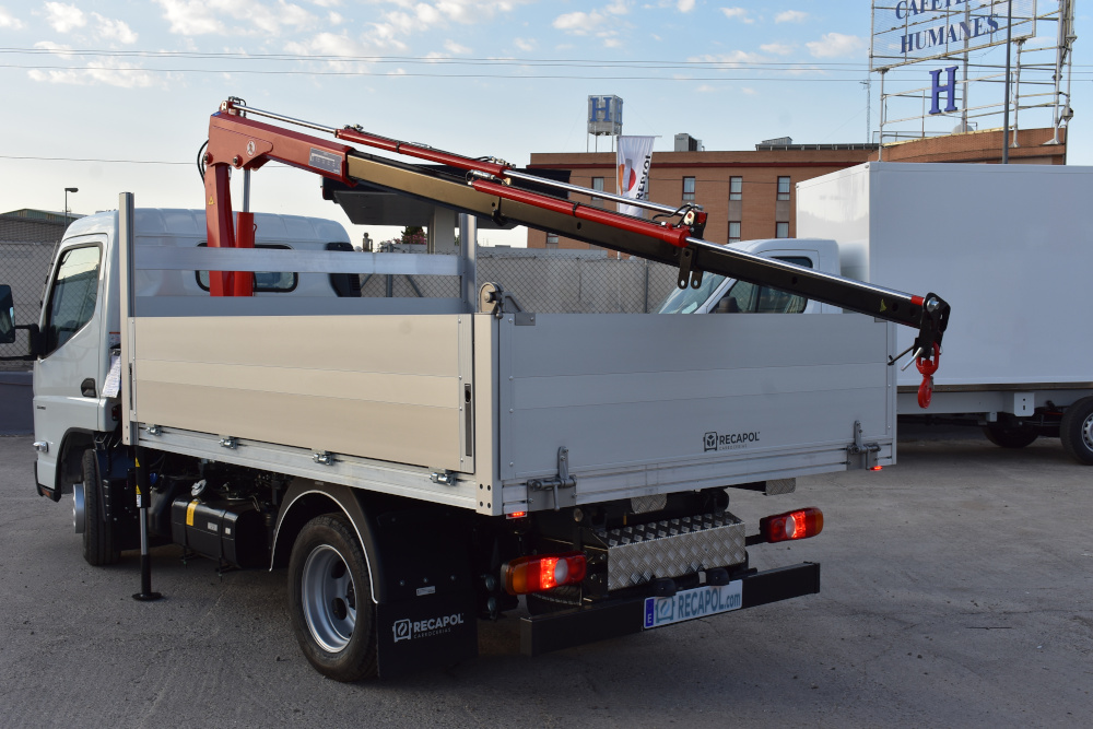 Camión grúa 3500 kg - Recapol Carrocerias (12)