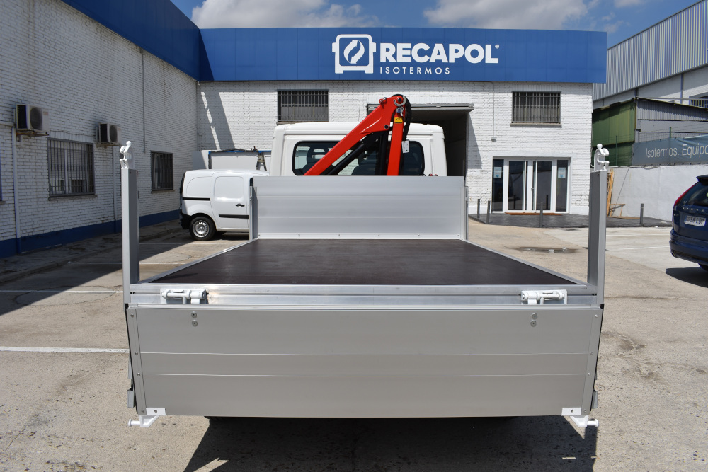 Camión grúa 3500 kg - Recapol Carrocerias (5)