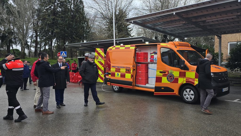 Recapol Carrocerías participa en el quinto aniversario del Erive con la transformación a medida de un vehículo de emergencias